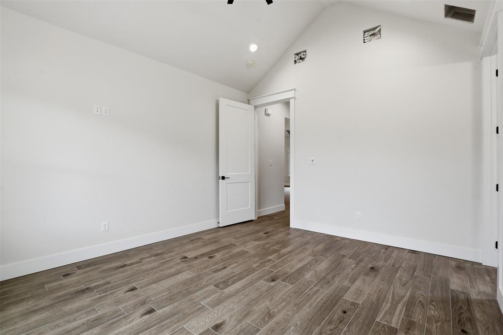 3201 Walnut Creek Parkway Property Photo 17