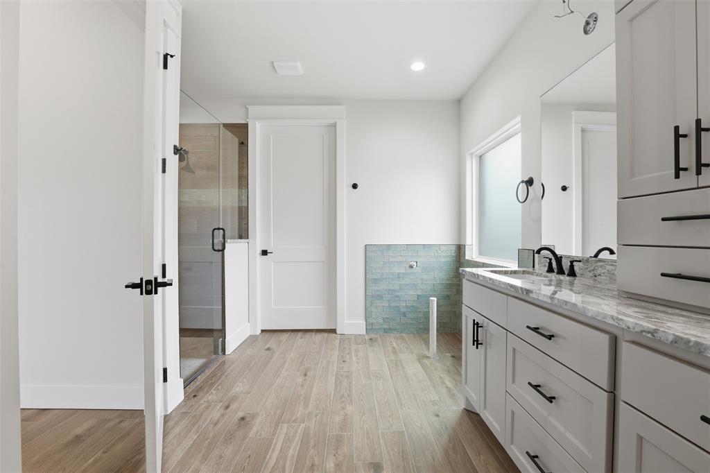 3201 Walnut Creek Parkway Property Photo 18