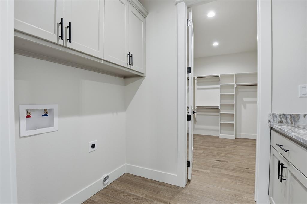 3201 Walnut Creek Parkway Property Photo 21