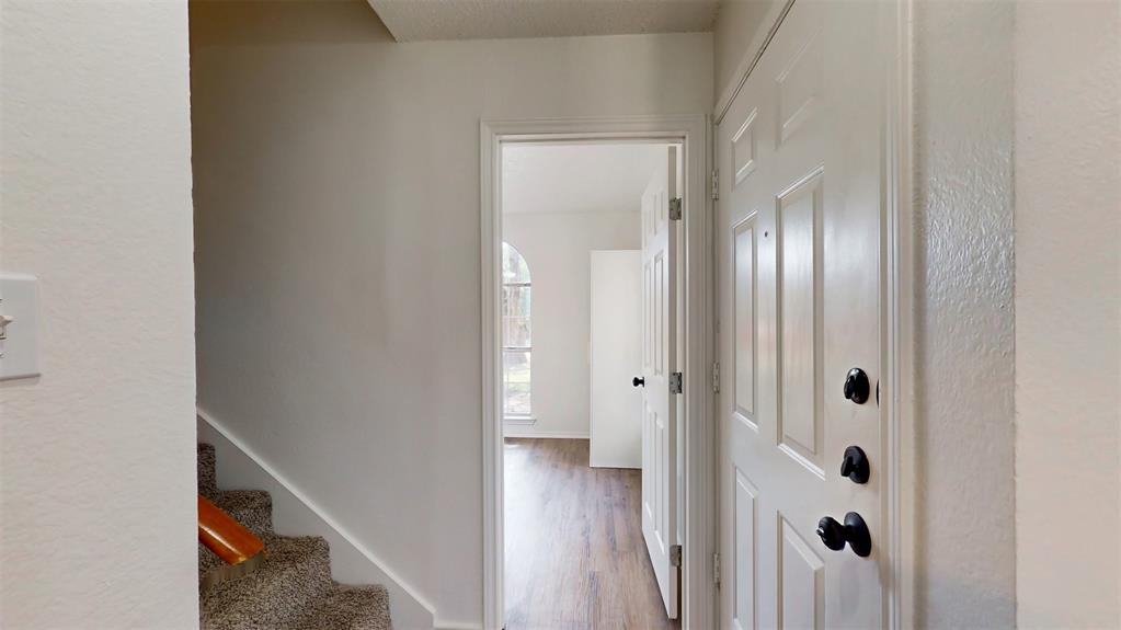 714 Bel Aire Crest Property Photo 5