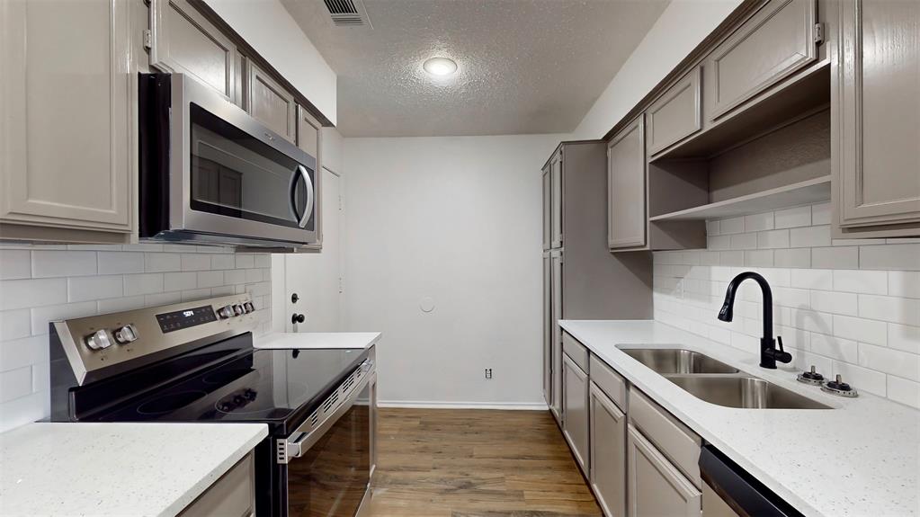 714 Bel Aire Crest Property Photo 17
