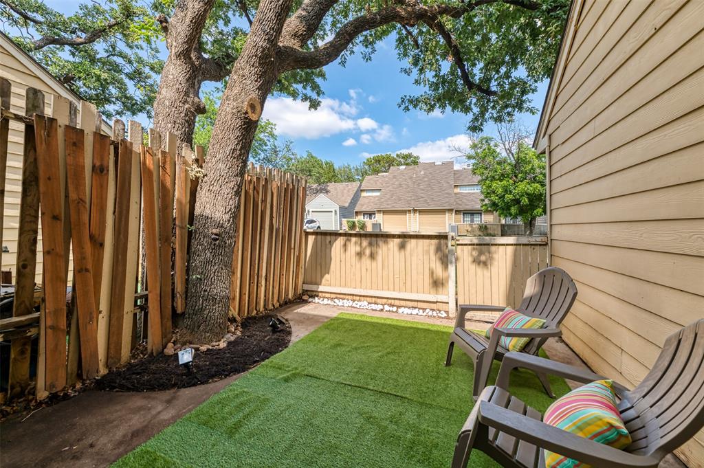 714 Bel Aire Crest Property Photo 32
