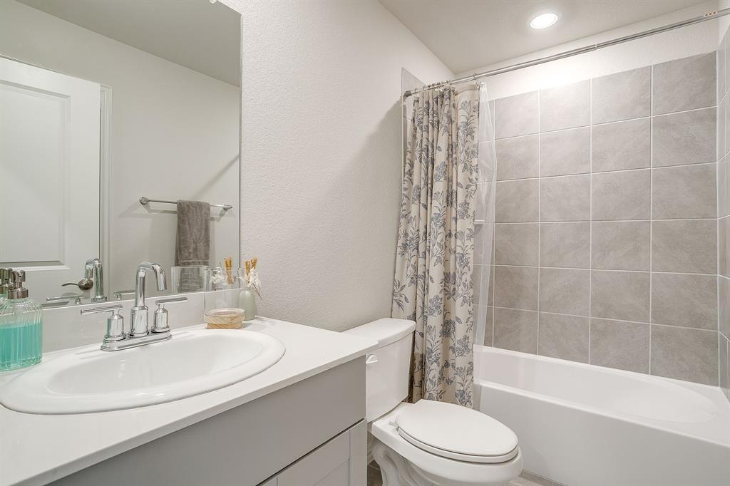 3013 Brittlebush Drive Property Photo 22
