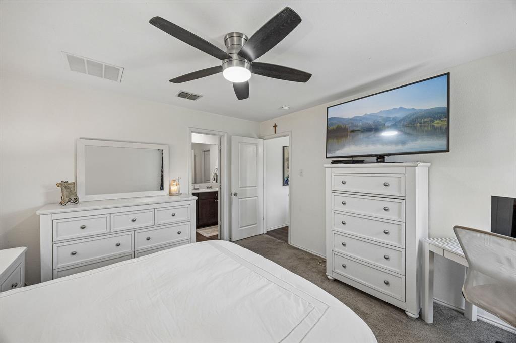 1806 River Crossing Drive Property Photo 15