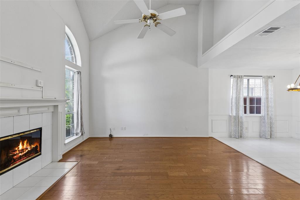 2212 Meadowstone Drive Property Photo 6