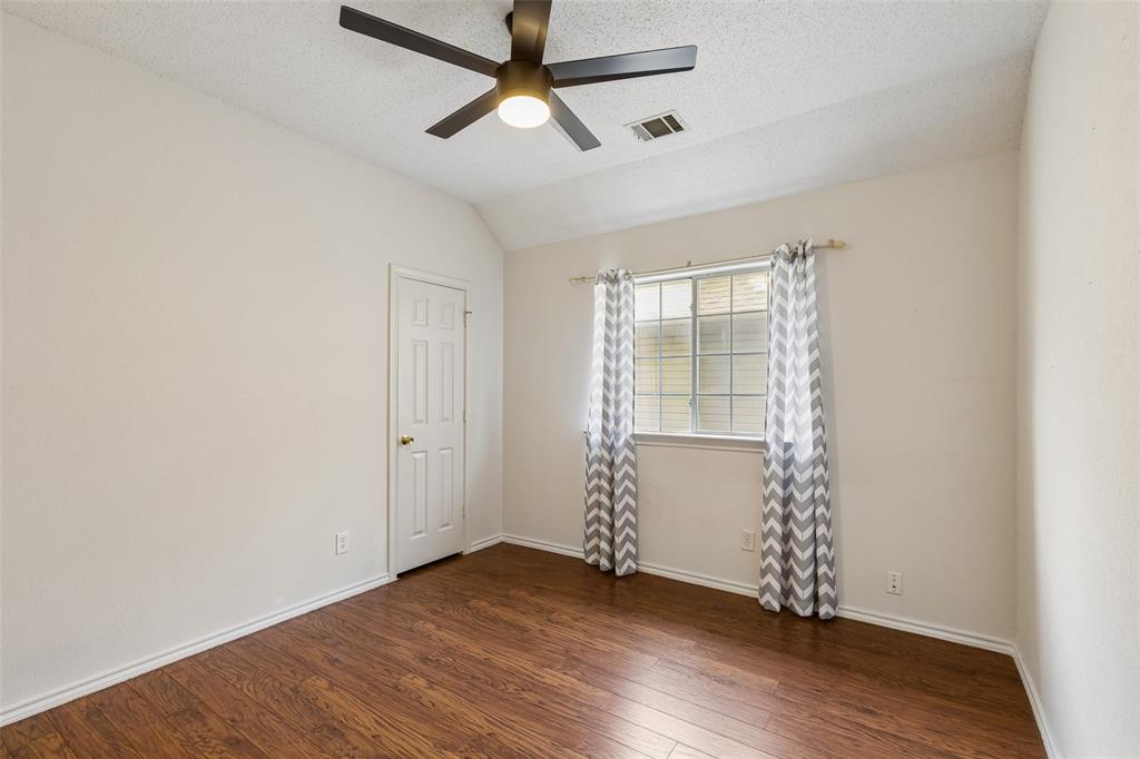 2212 Meadowstone Drive Property Photo 13