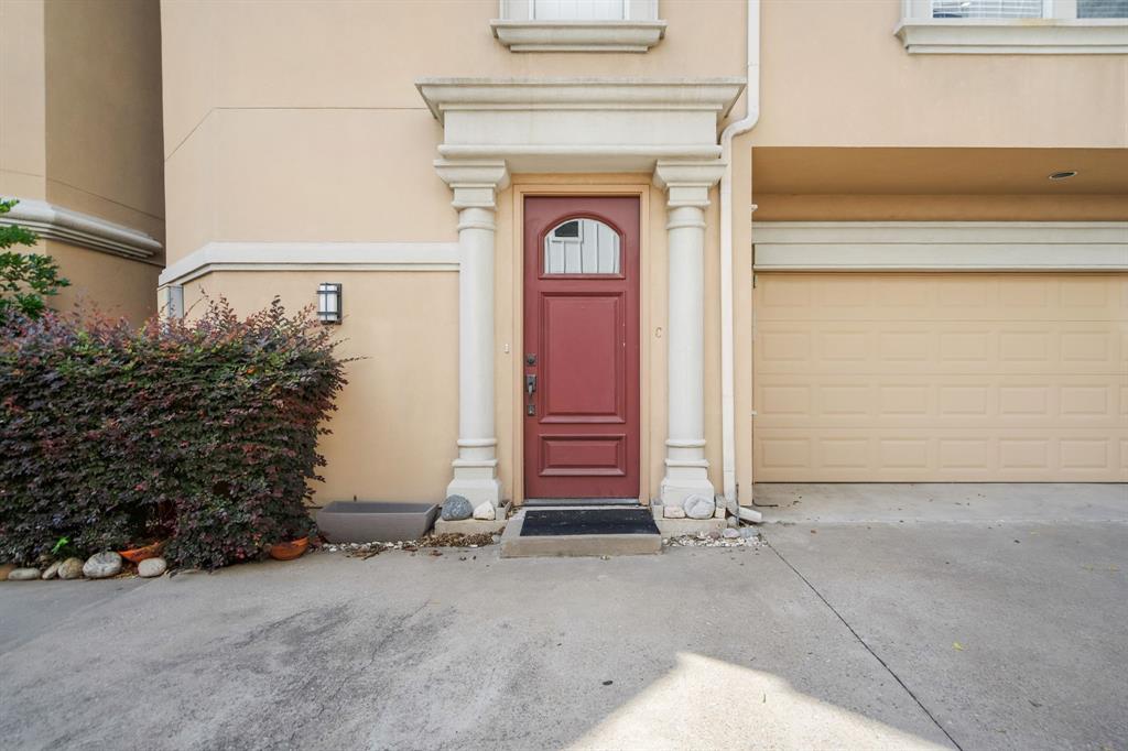 4316 Cedar Springs Road C Property Photo 4