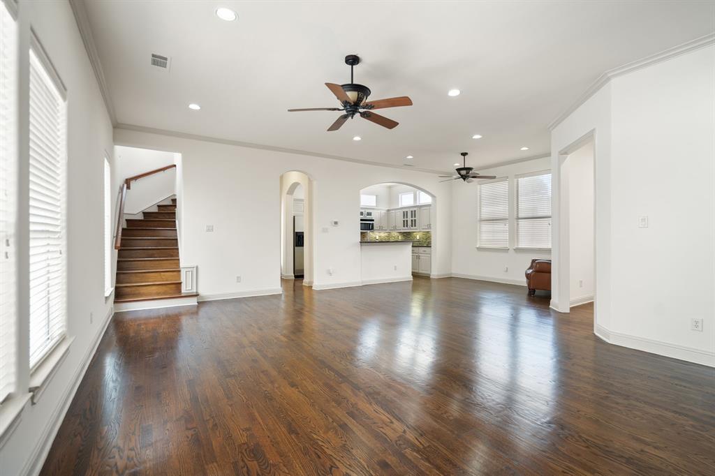 4316 Cedar Springs Road C Property Photo 8