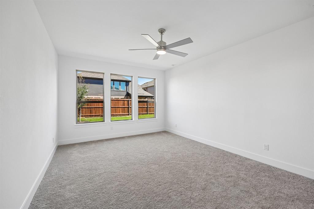 5337 Hybern Avenue Property Photo 5