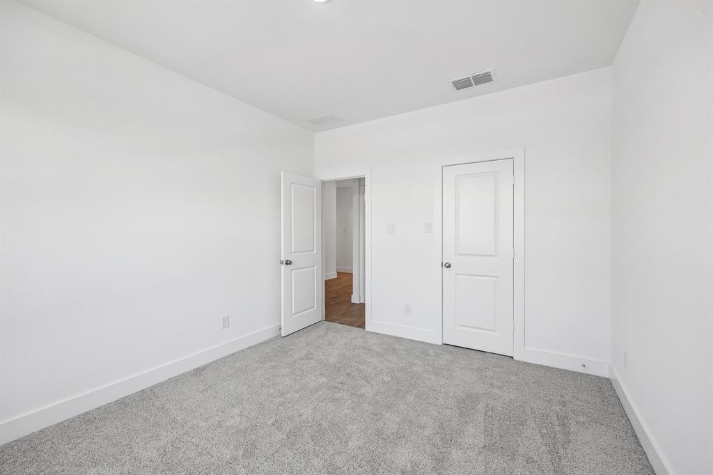 5337 Hybern Avenue Property Photo 17