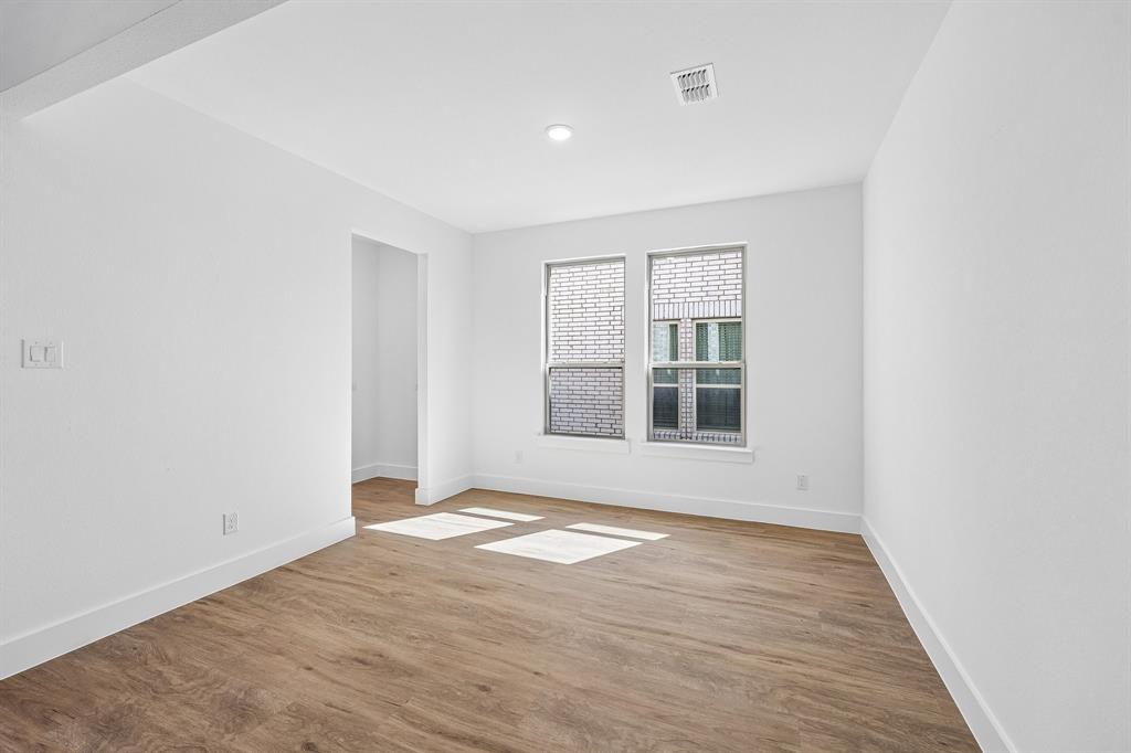 5337 Hybern Avenue Property Photo 18