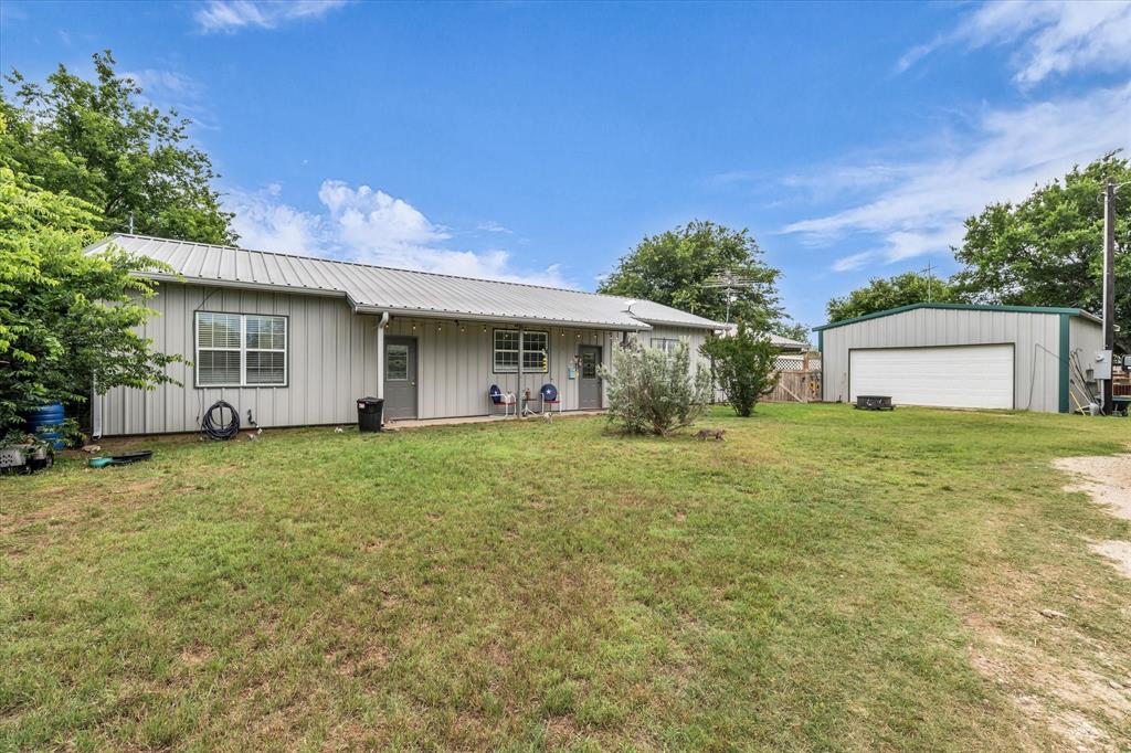 173 County Road 3465 Property Photo 3