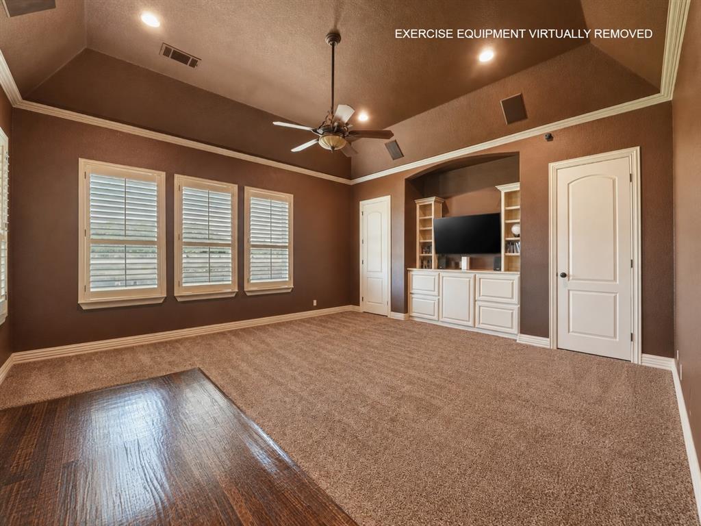 132 The Lakes Drive Property Photo 13