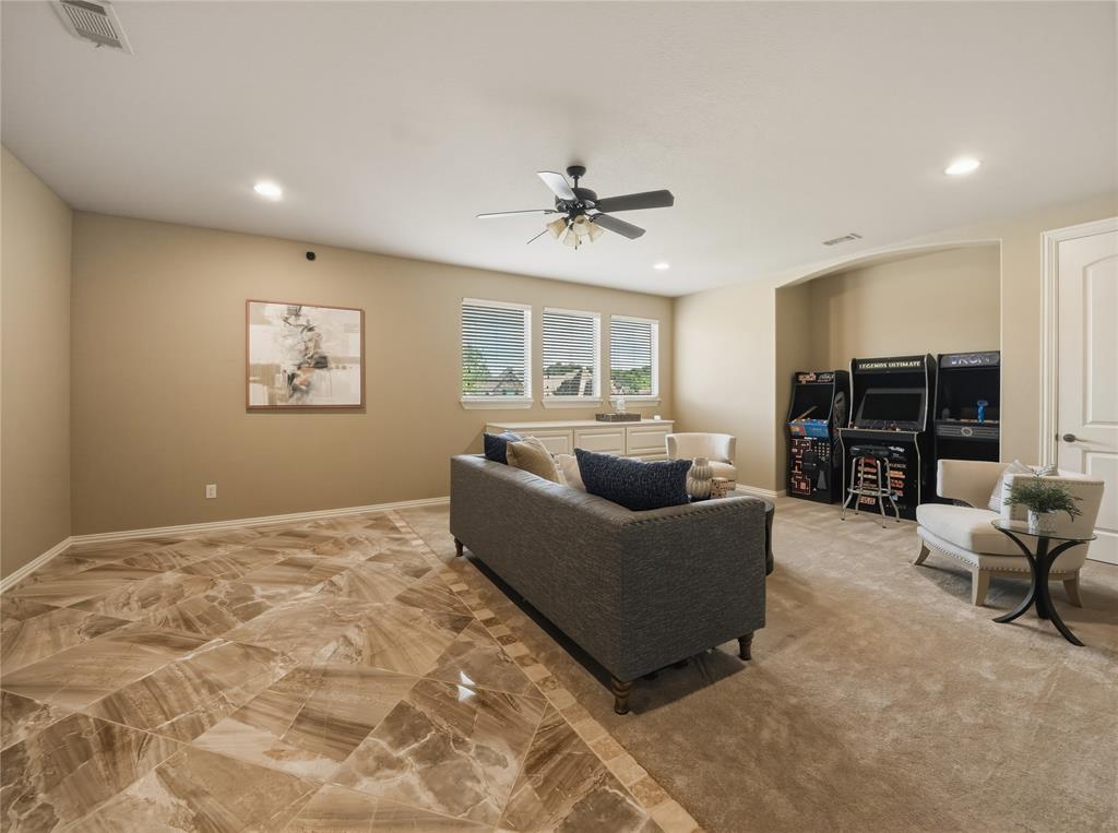 132 The Lakes Drive Property Photo 24