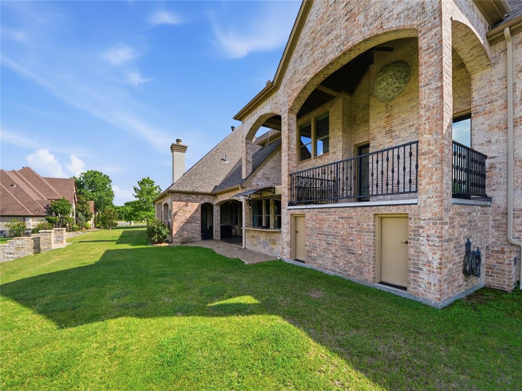 132 The Lakes Drive Property Photo 31