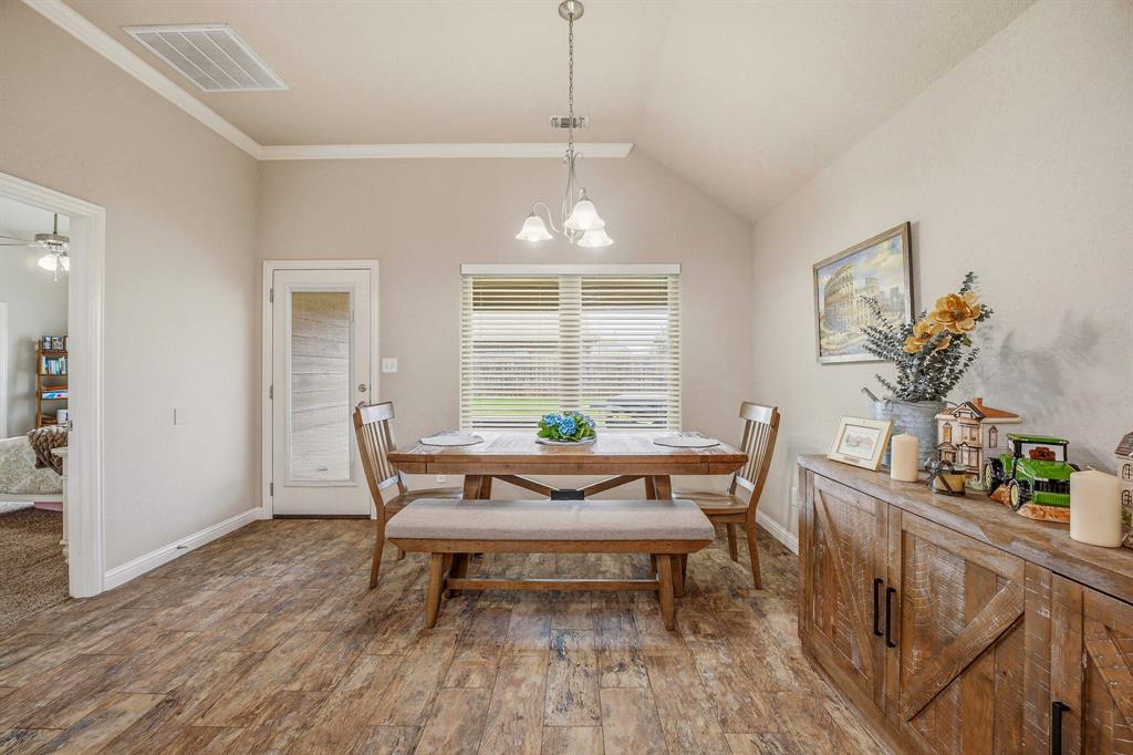 123 Donna Circle Property Photo 9