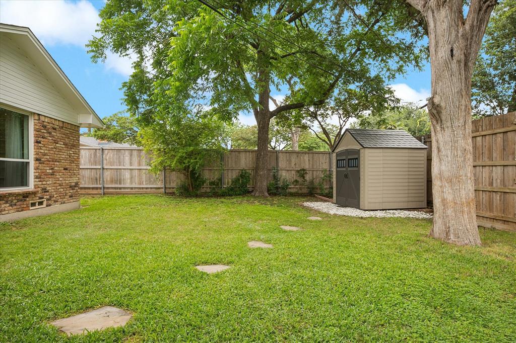 8426 Baumgarten Drive Property Photo 34