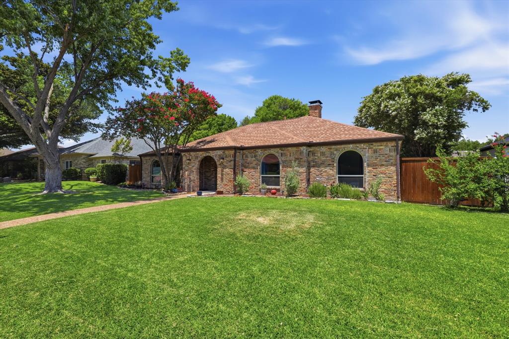 1617 Cherbourg Drive Property Photo 11