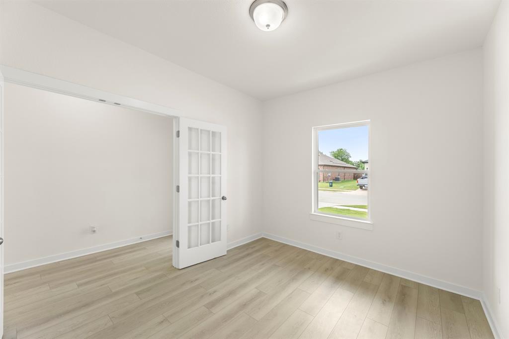 1227 Anderson Drive Property Photo 4