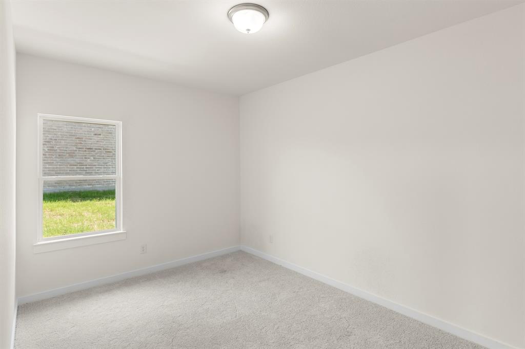 402 Heritage Grove Road Property Photo 16