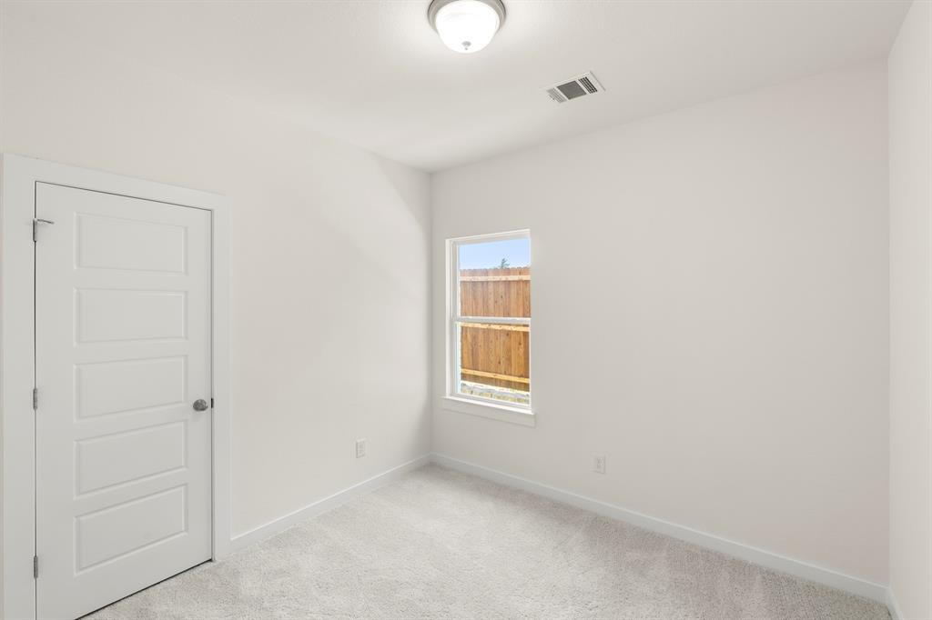 402 Heritage Grove Road Property Photo 18