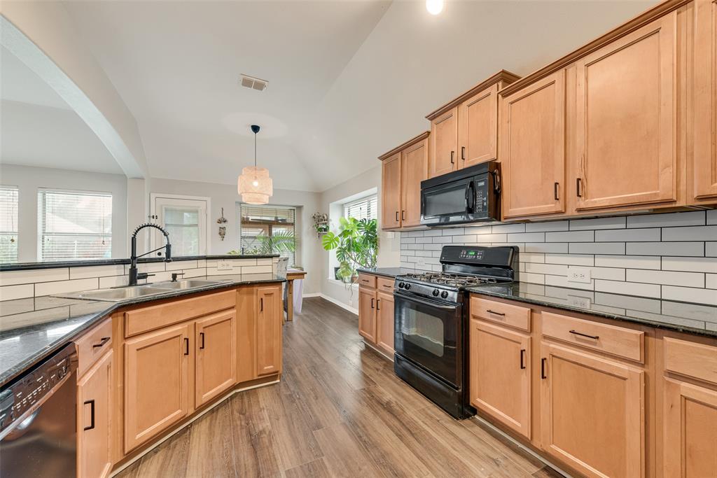 1022 Spinnaker Drive Property Photo 12