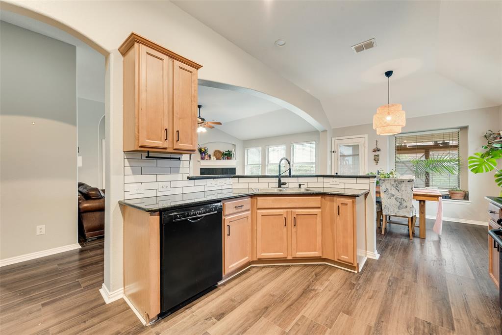 1022 Spinnaker Drive Property Photo 13