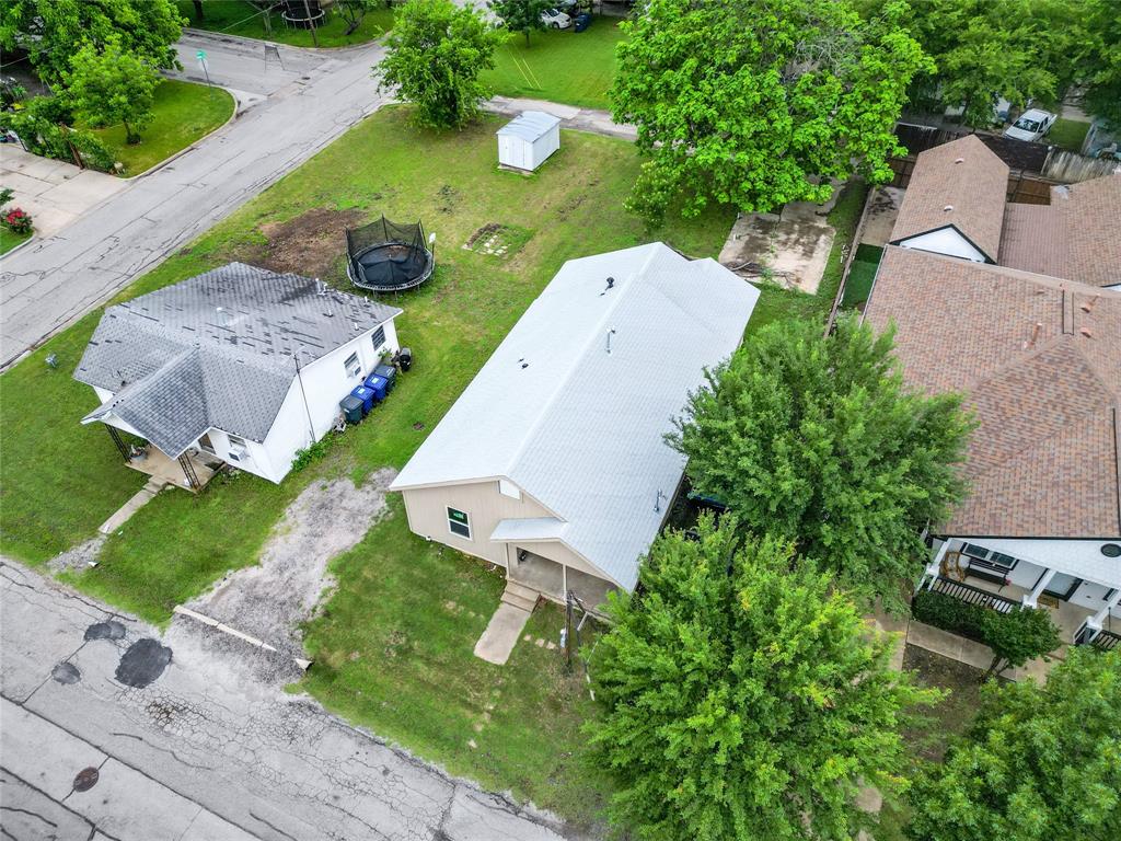 1603 Haddock Street Property Photo 2