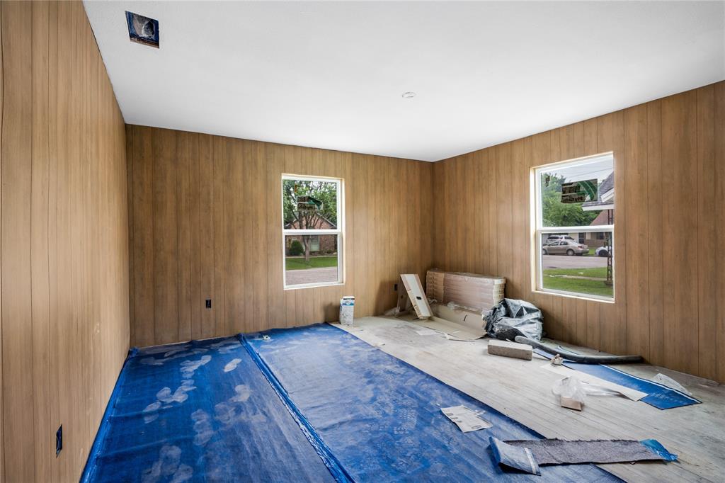1603 Haddock Street Property Photo 4