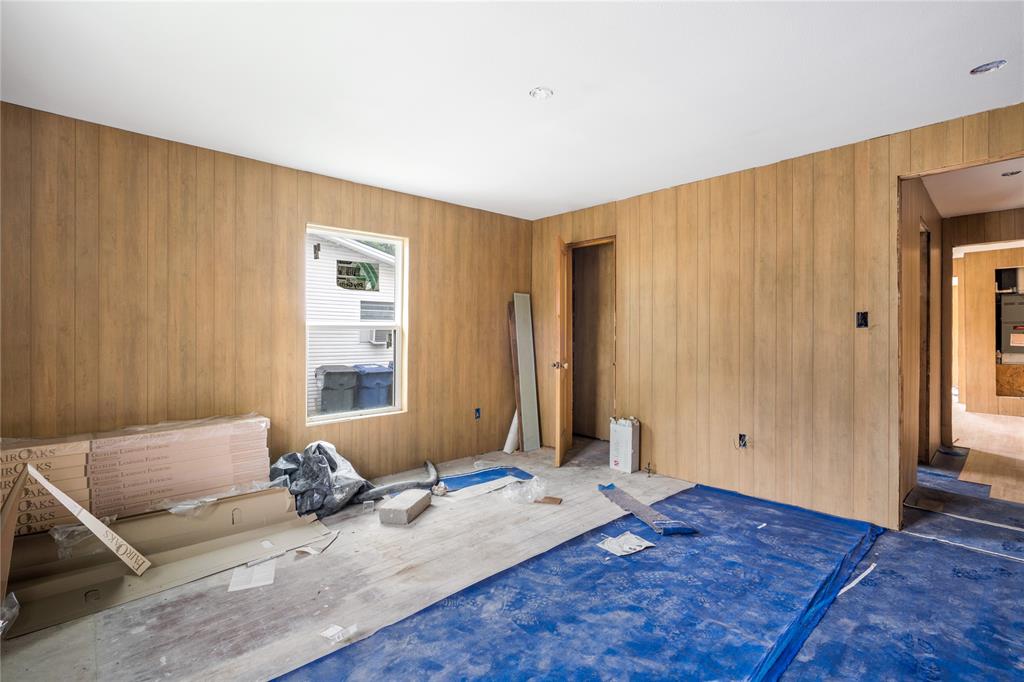 1603 Haddock Street Property Photo 5