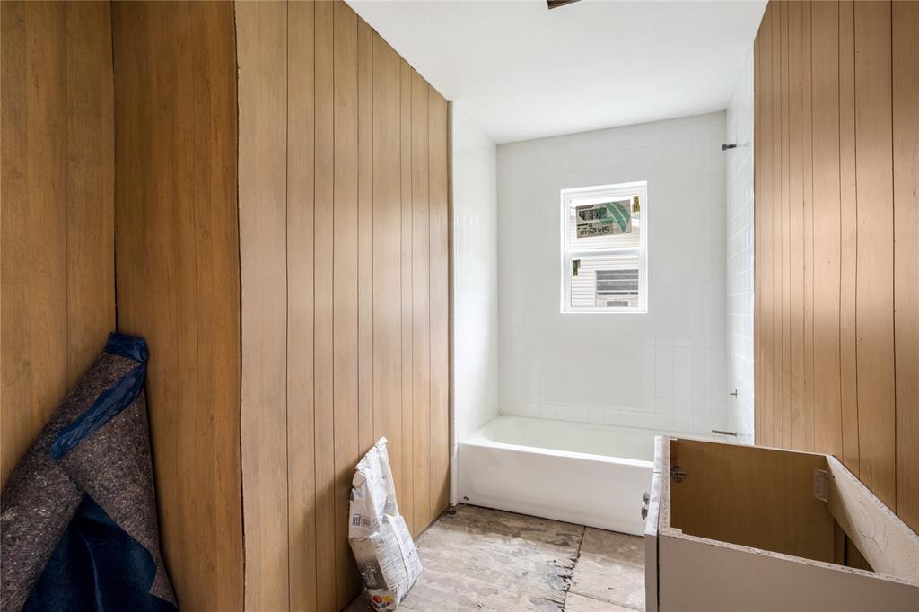 1603 Haddock Street Property Photo 6