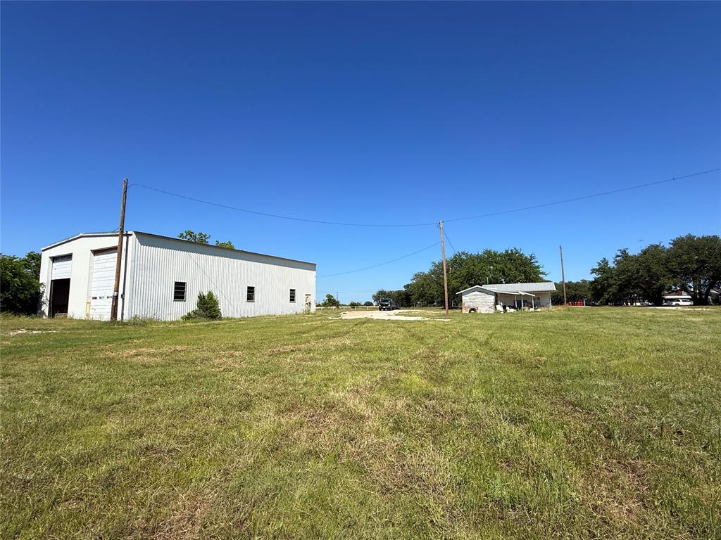 913 N Rice Property Photo 9