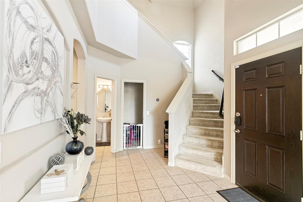 1838 Villa Drive Property Photo 4