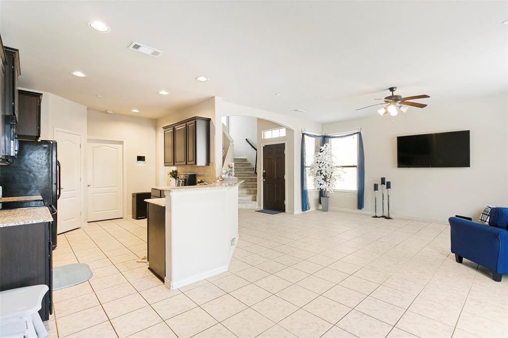 1838 Villa Drive Property Photo 9