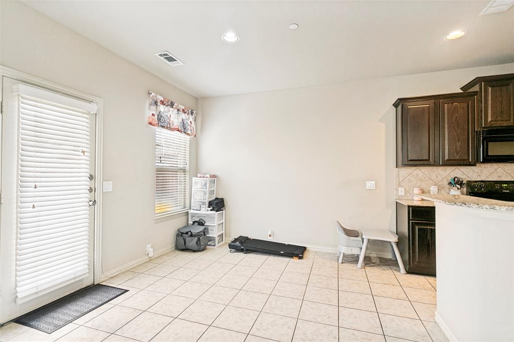 1838 Villa Drive Property Photo 14