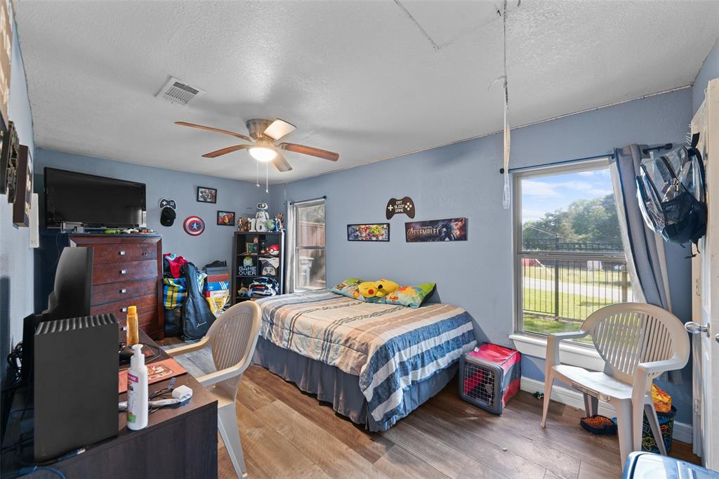 12809 Sultana Street Property Photo 13