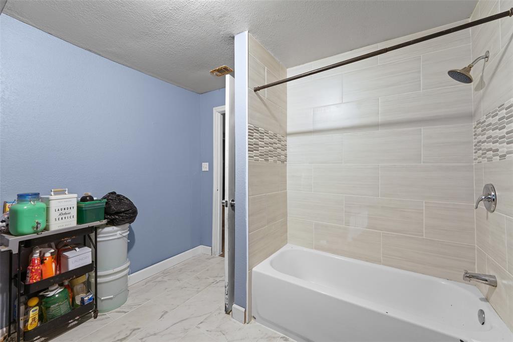 12809 Sultana Street Property Photo 16