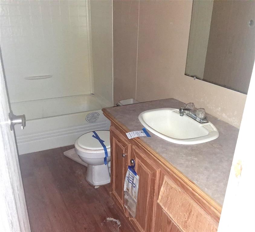 105 Spring Creek Place Property Photo 13