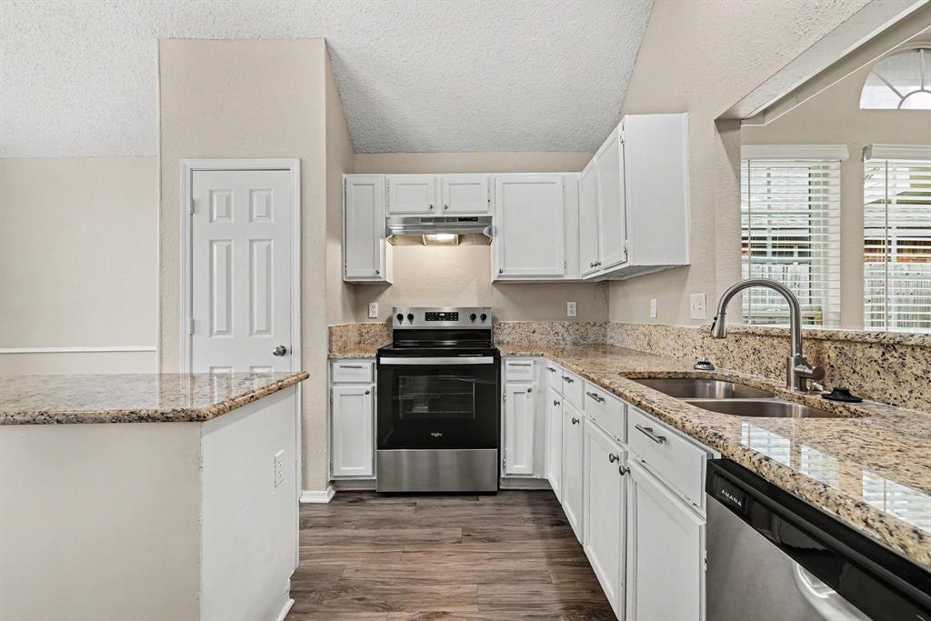 2741 Salado Trail Property Photo 7