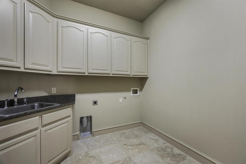6916 Cannon Falls Drive Property Photo 19
