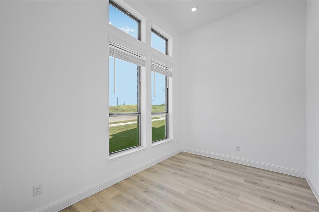 1625 Barnwood Road Property Photo 9
