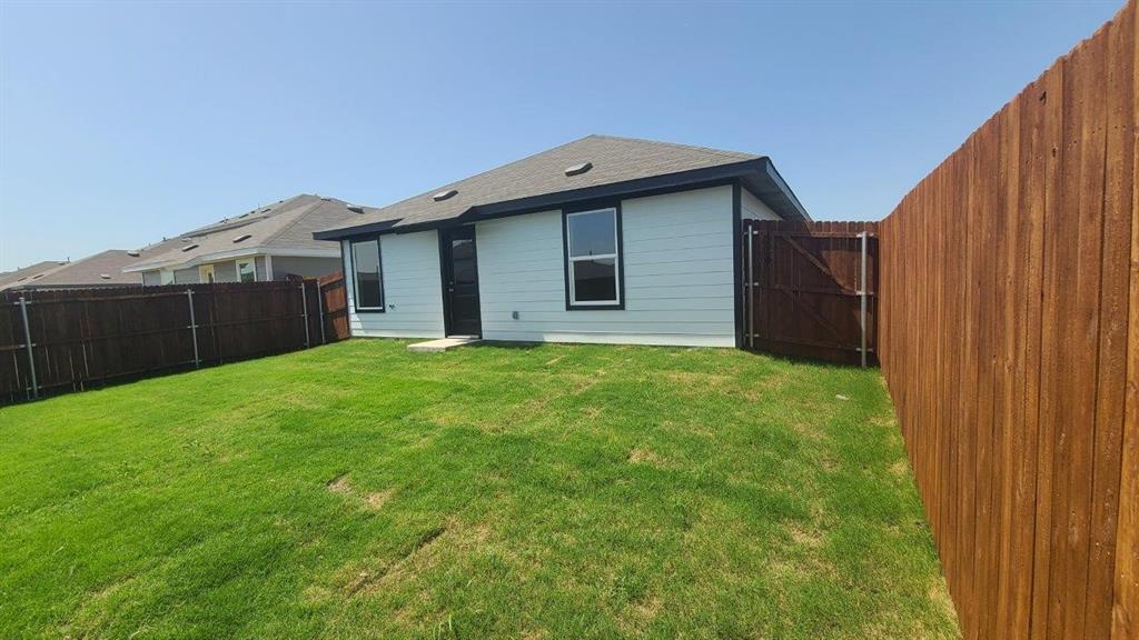 5509 Rollins Drive Property Photo 9