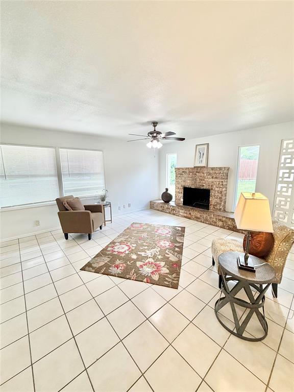 2117 Foxcroft Circle Property Photo 5