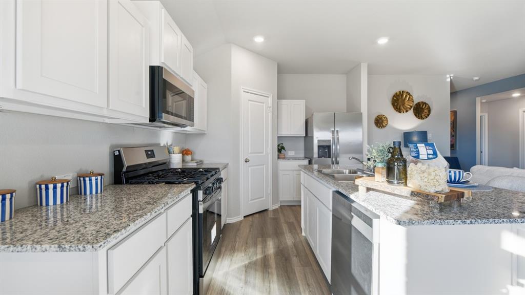 1409 Tin Roof Road Property Photo 4