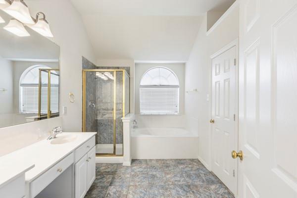 2540 Wagonwheel Drive Property Photo 17