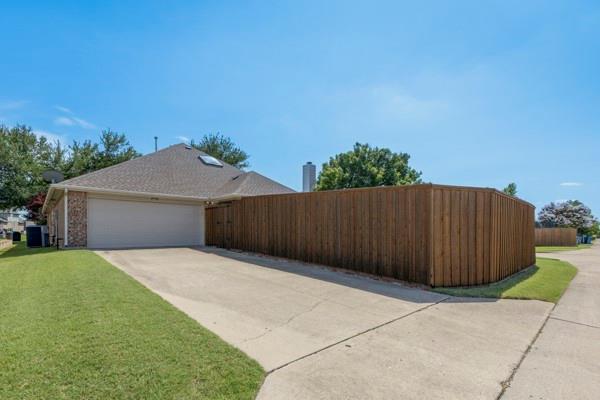 2540 Wagonwheel Drive Property Photo 28