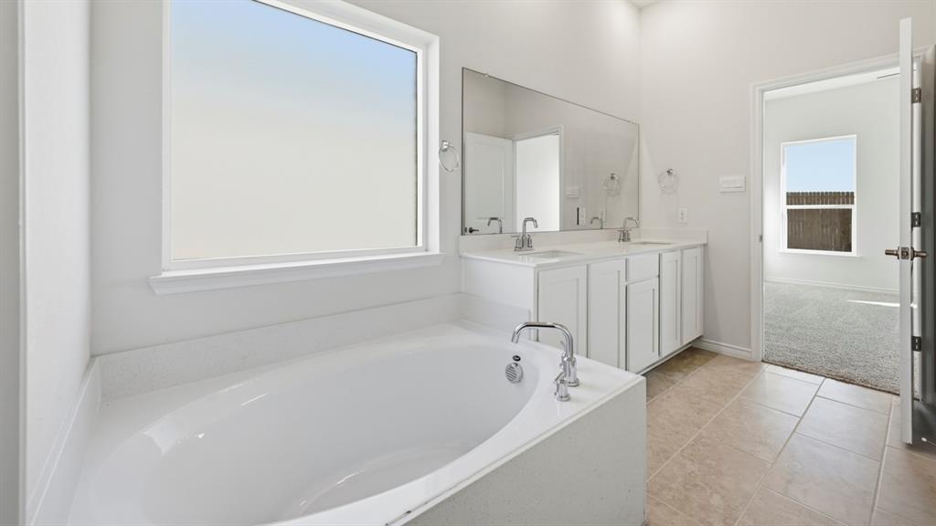 4163 Waldron Trail Property Photo 14