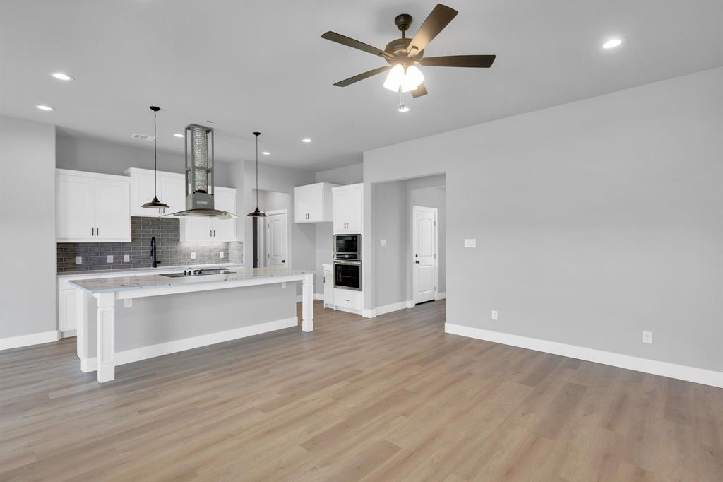 350 E Lamar Street Property Photo 5