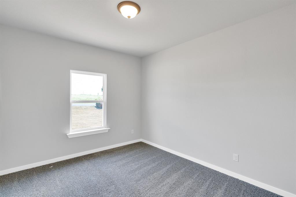 350 E Lamar Street Property Photo 16