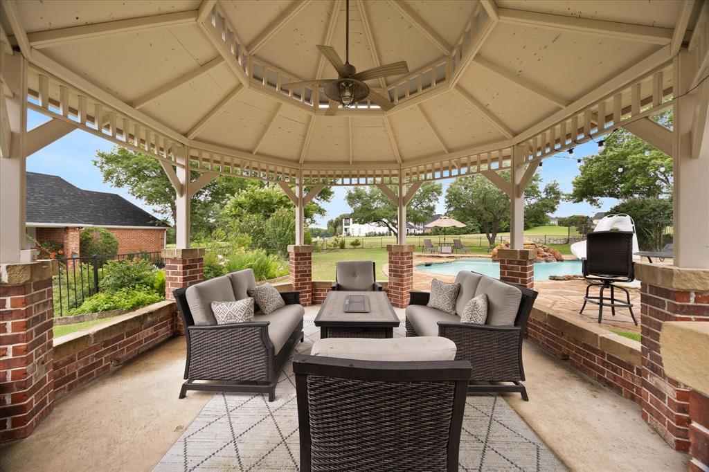 621 Liechty Court Property Photo 3